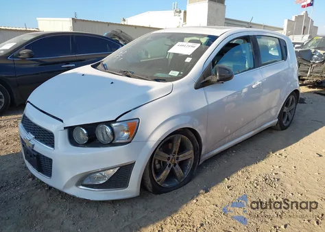 2016 Chevrolet Sonic Rs Auto z USA, uszkodzony, nr VIN 1G1JG6SB2G4101859